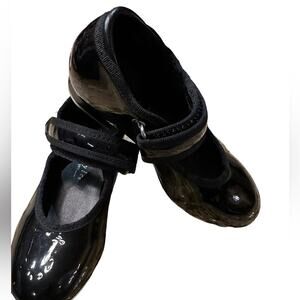 Freestyle Girls Size 9 Black Patent Tap Shoes with Loop & Hook Straps